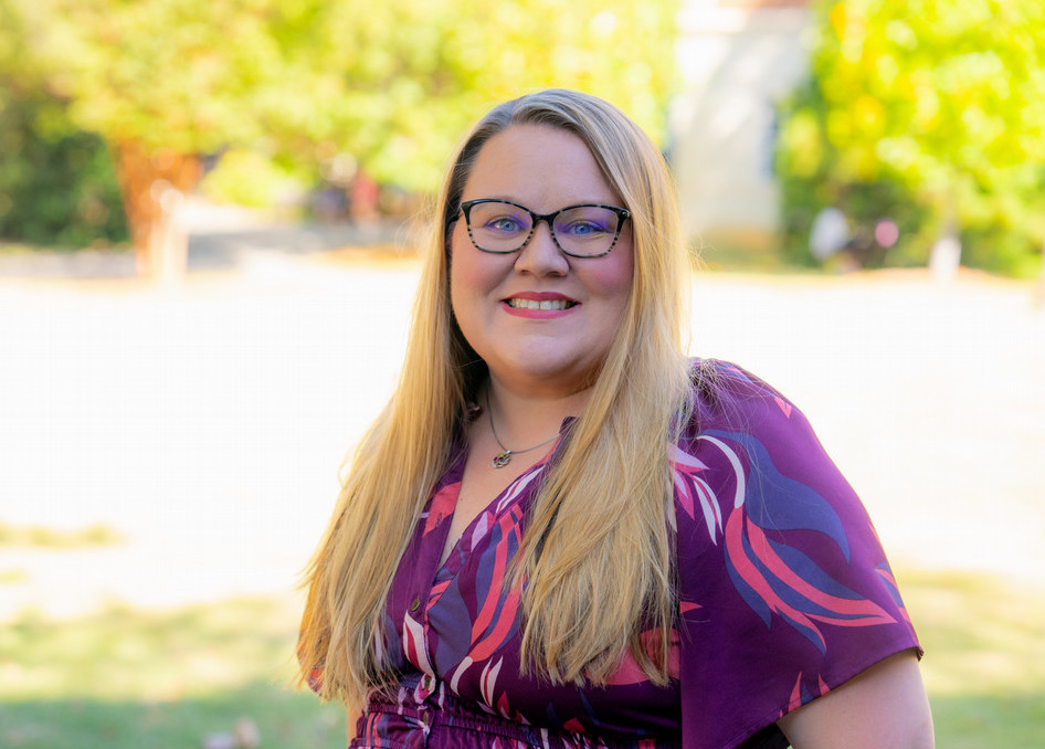 Bonnie Ledbetter headshot