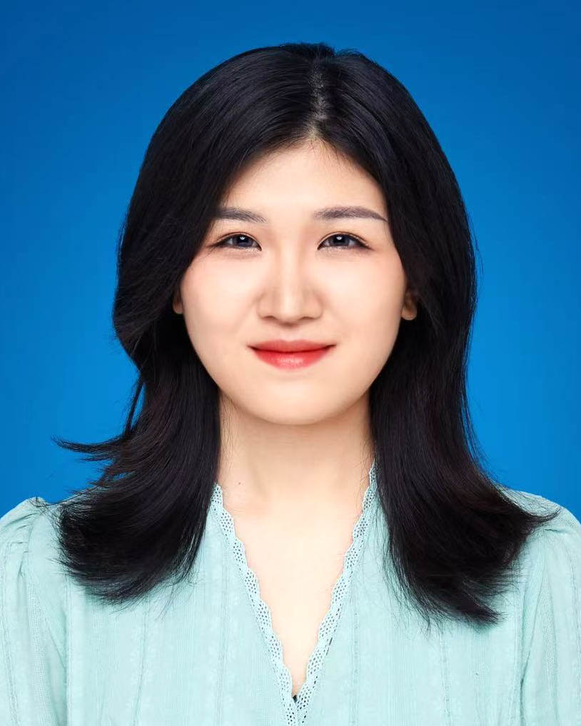 Yufan Feng headshot
